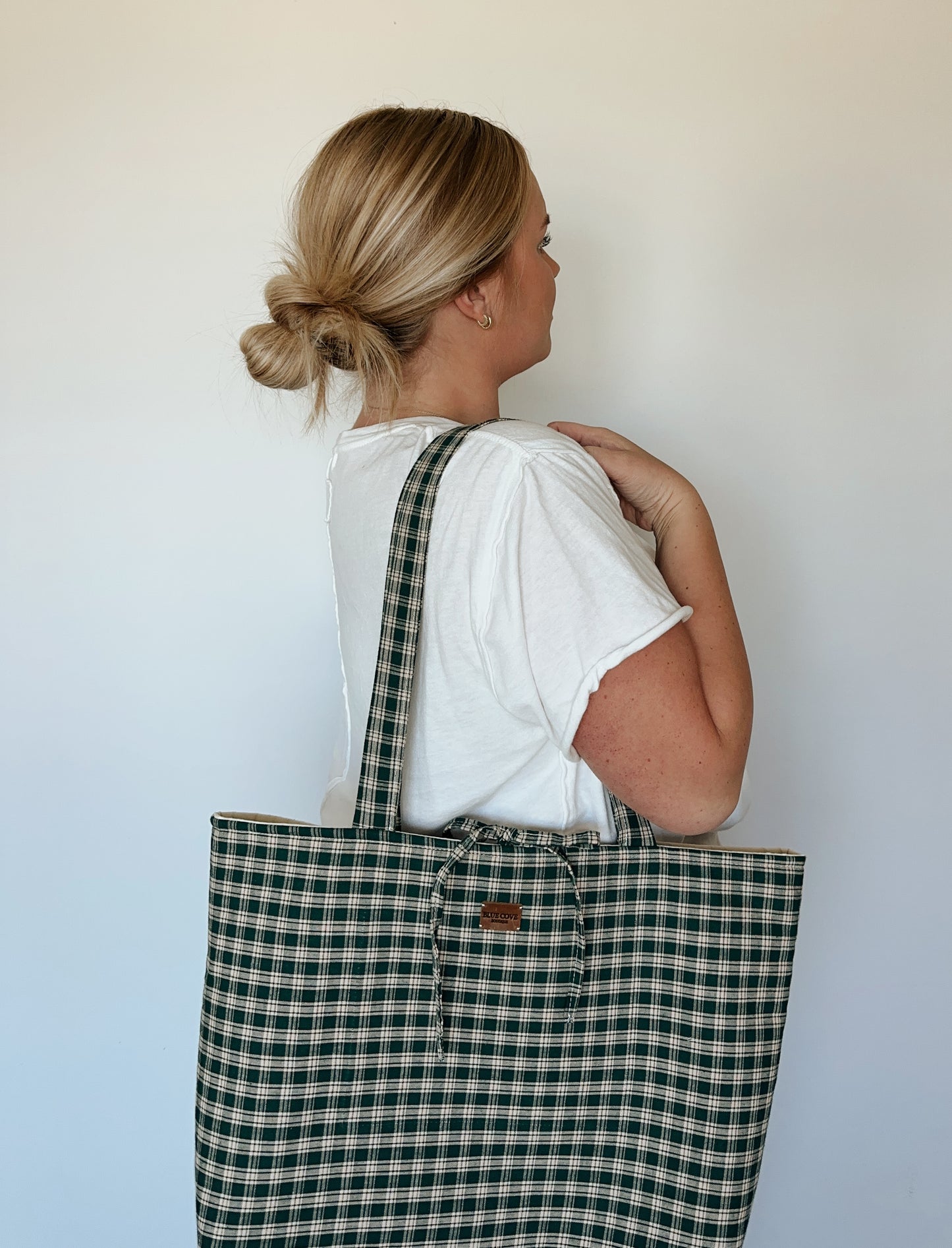 The Countryside Carryall Tote