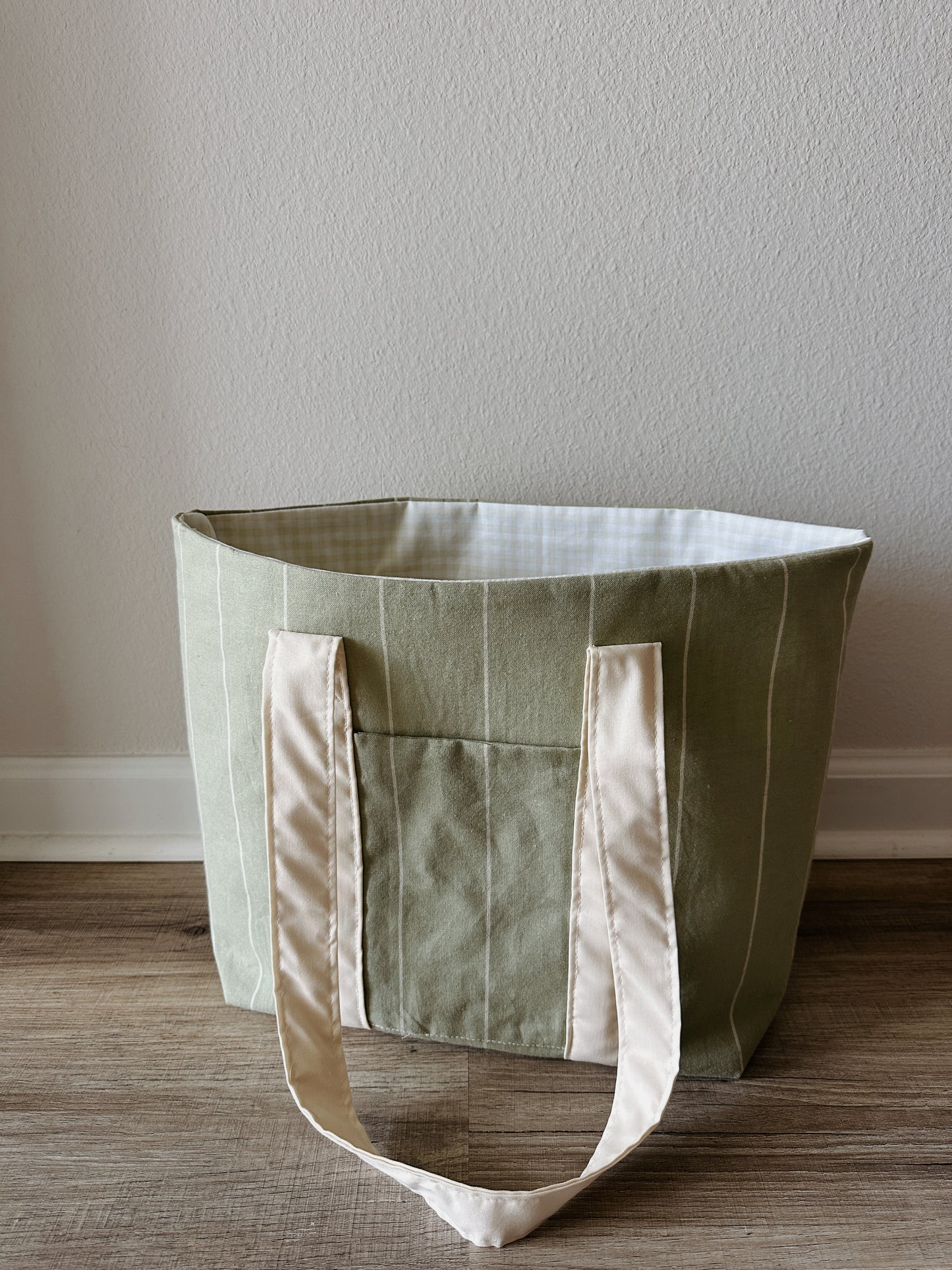 Willow Stripe Tote