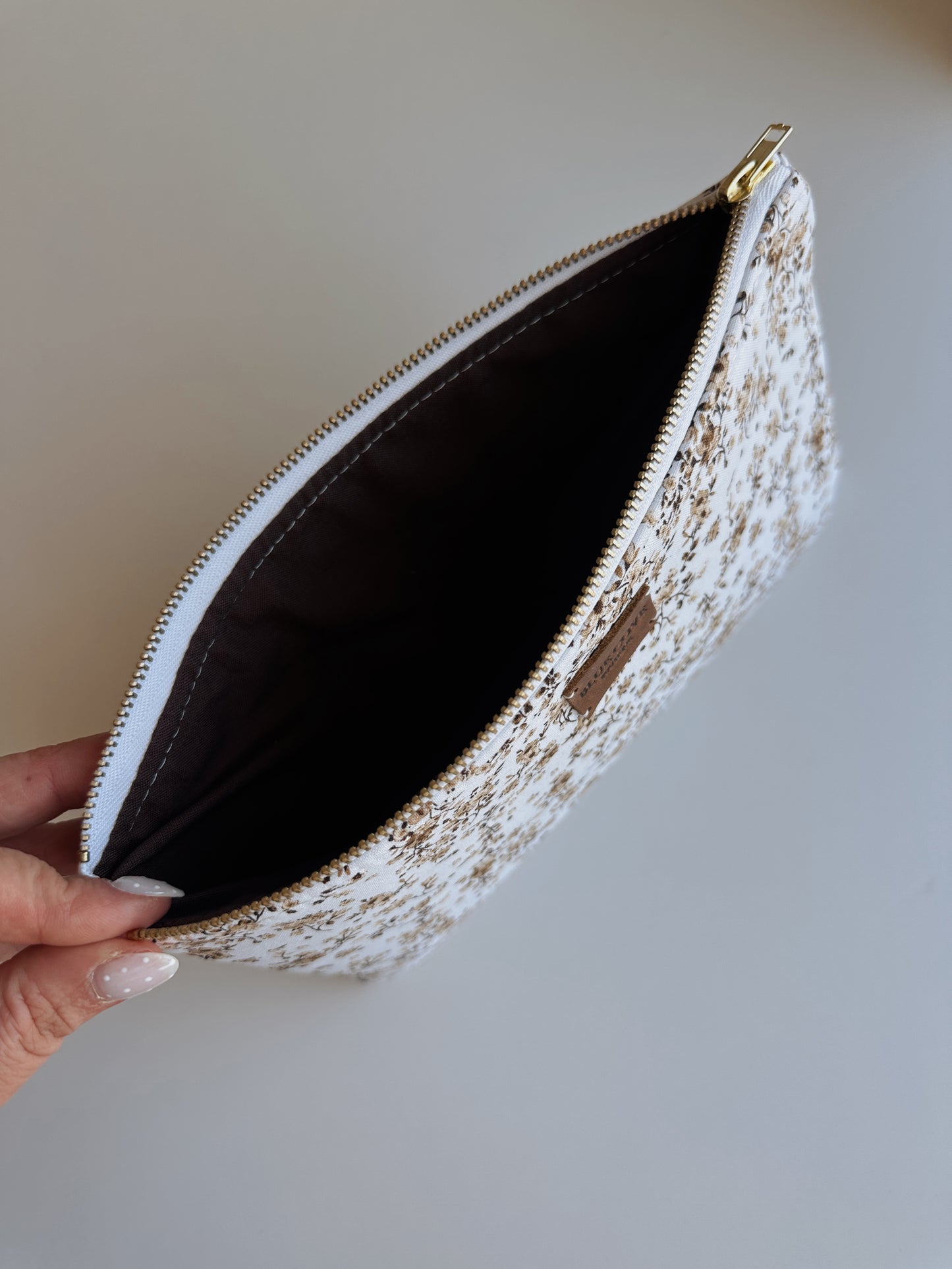 Neutral Bloom Zipper Pouch