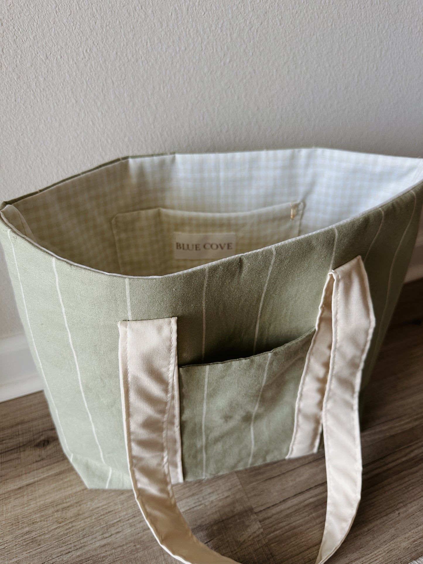 Willow Stripe Tote
