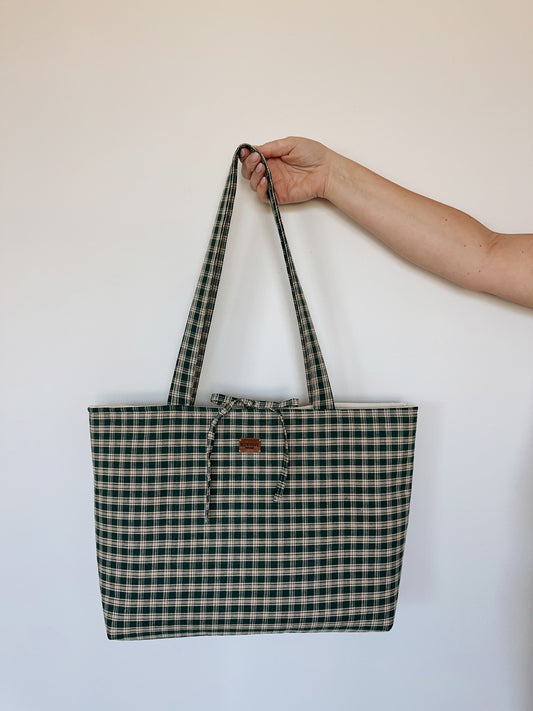 The Countryside Carryall Tote